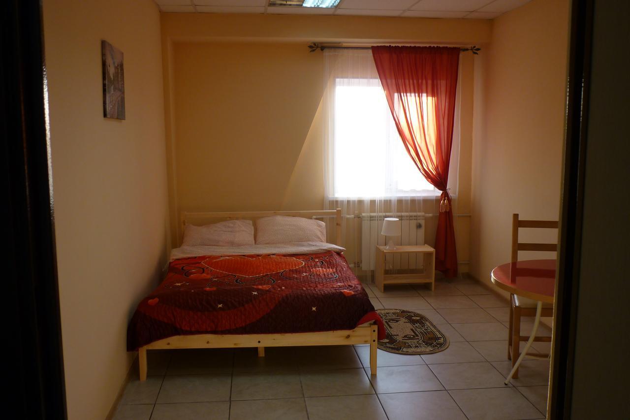 Motel Roza Vetrov Omsk Dış mekan fotoğraf