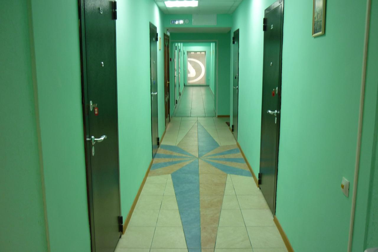 Motel Roza Vetrov Omsk Dış mekan fotoğraf